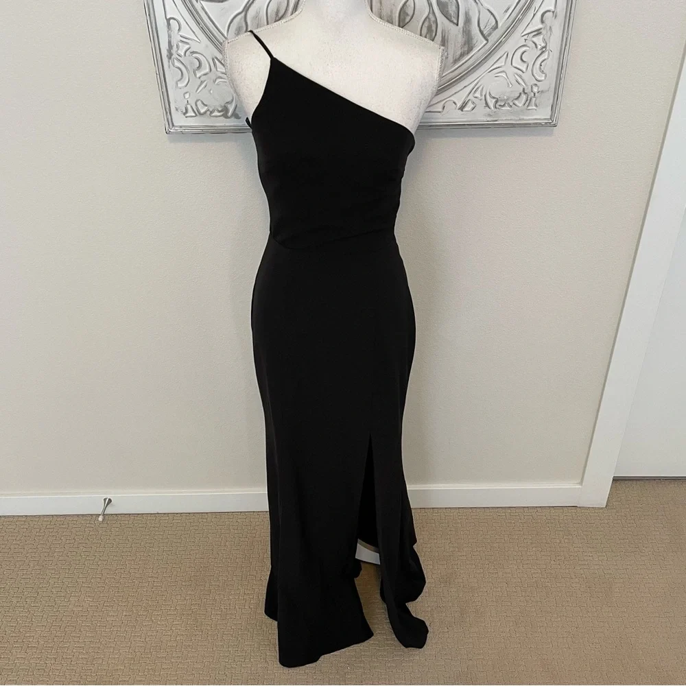 AMSALE Sloan Black Gown, Size 2 - Picture 6 of 13